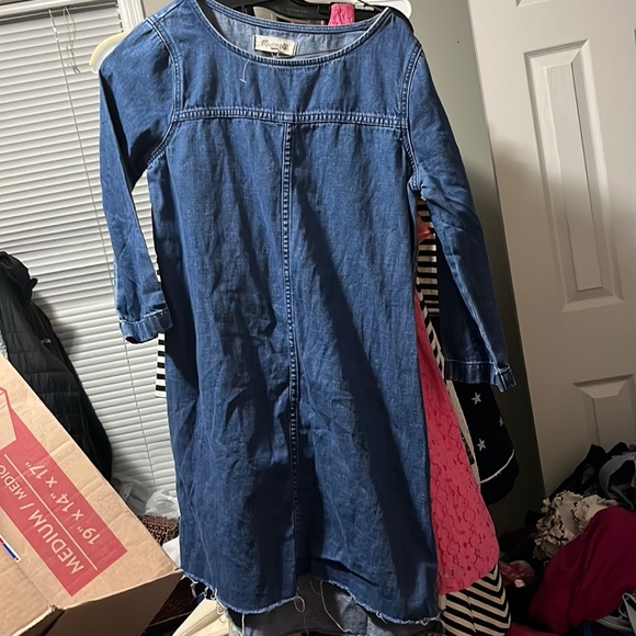 Madewell Dresses & Skirts - Madewell Denim MIDI Dress Size XS